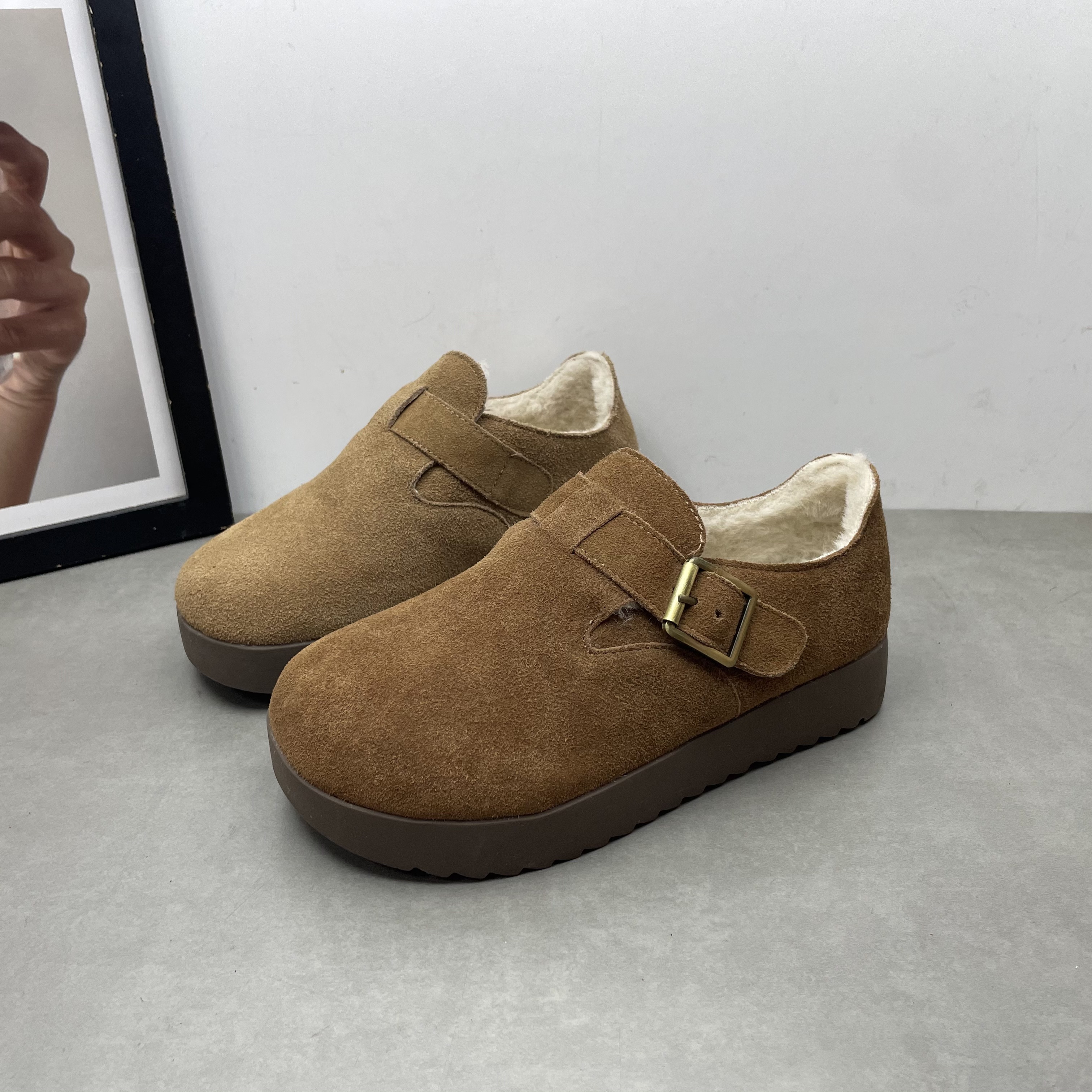 工厂断码处理真皮女鞋2025秋冬新款磨砂皮牛皮加绒保暖勃肯鞋棉鞋