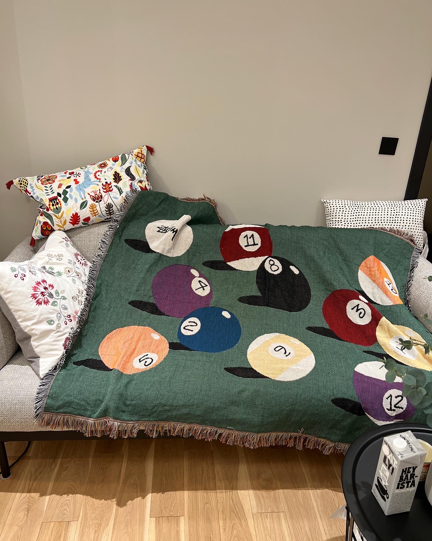 日本 潮流玩家 沙发毯露营毯  潮牌店