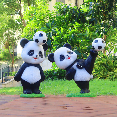 创意可爱足球熊猫摆件