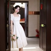 方领收腰中长裙平时可穿登记领证小个子 白色小礼服女短袖 晚装 法式