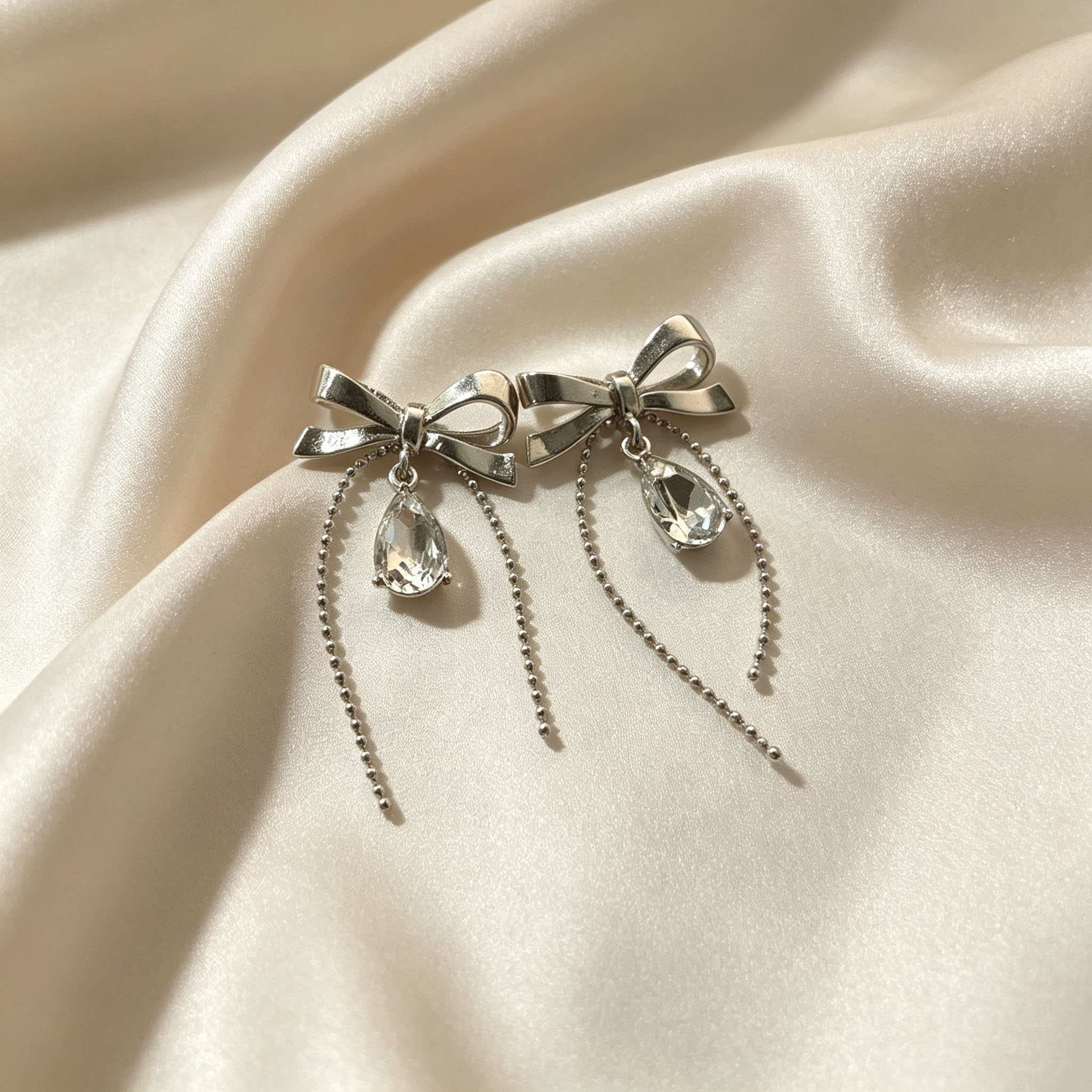 气质银色蝴蝶结耳钉女水钻流苏吊坠百搭时尚耳饰