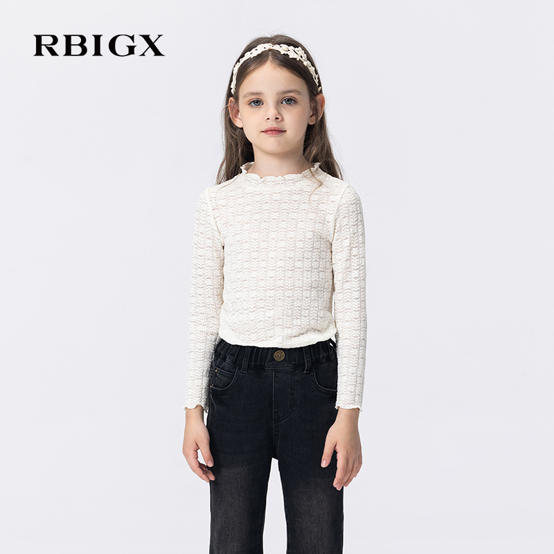 瑞比克蕾丝花边领长袖T恤