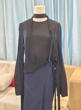 ports-P黑色喇叭袖围巾背扣圆领衬衫春装女士衬衫