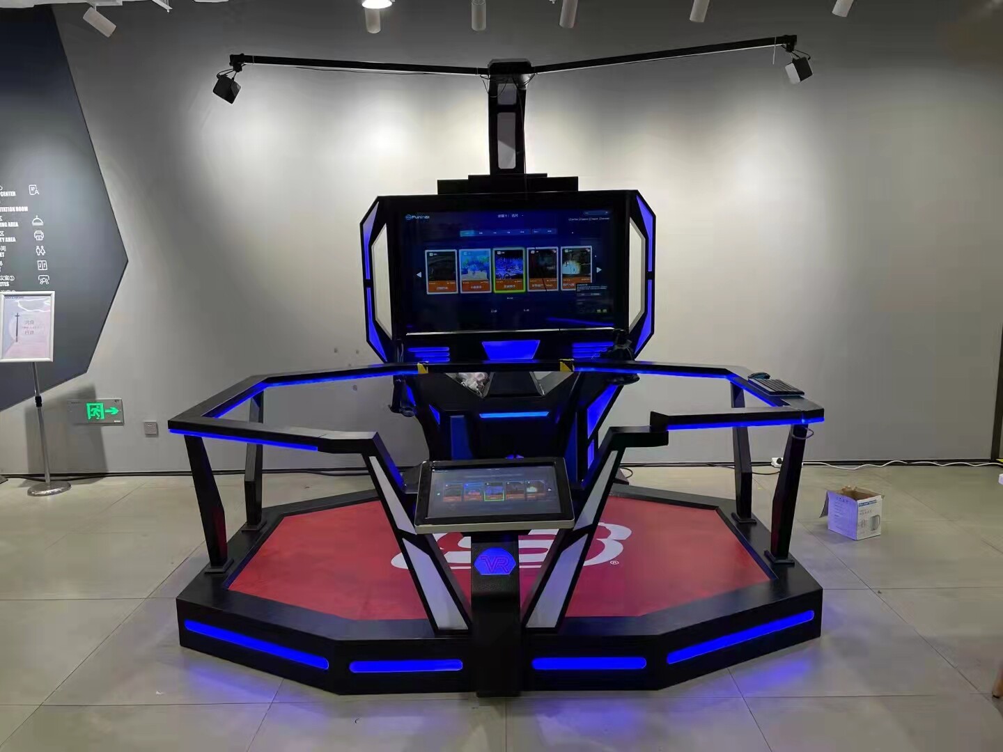 VR赛车VR加特林9D双人蛋椅VR飞行之翼VR天地行三屏赛车vr设备出租
