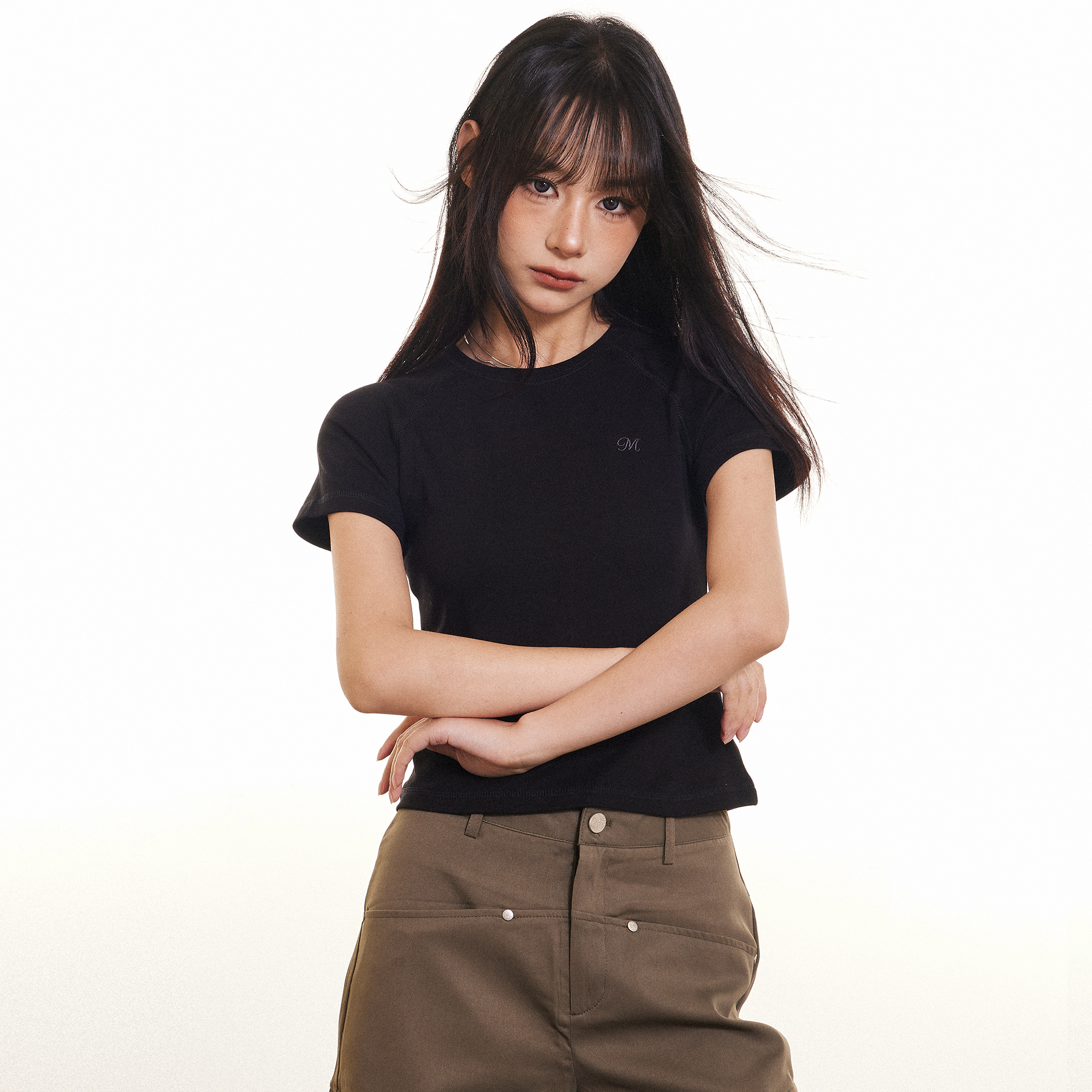 Beikastudios黑色短款T恤女短袖2025新款夏插肩袖辣妹修身上衣