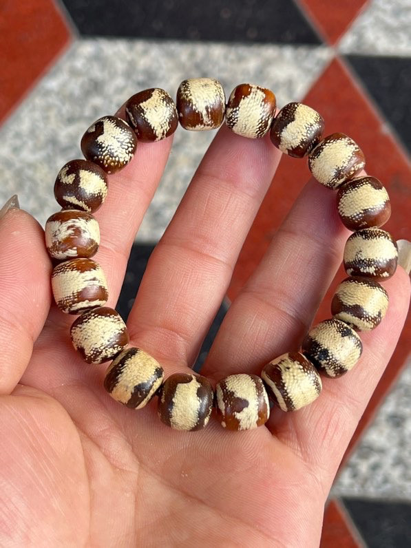 越南芽庄玉化白棋沉香手串鼓珠约33克男女士佛珠手链蜜香药香味,饰品/流行首饰/时尚饰品新,沉香,淘宝优惠券,粉丝福利购,淘宝优惠卷