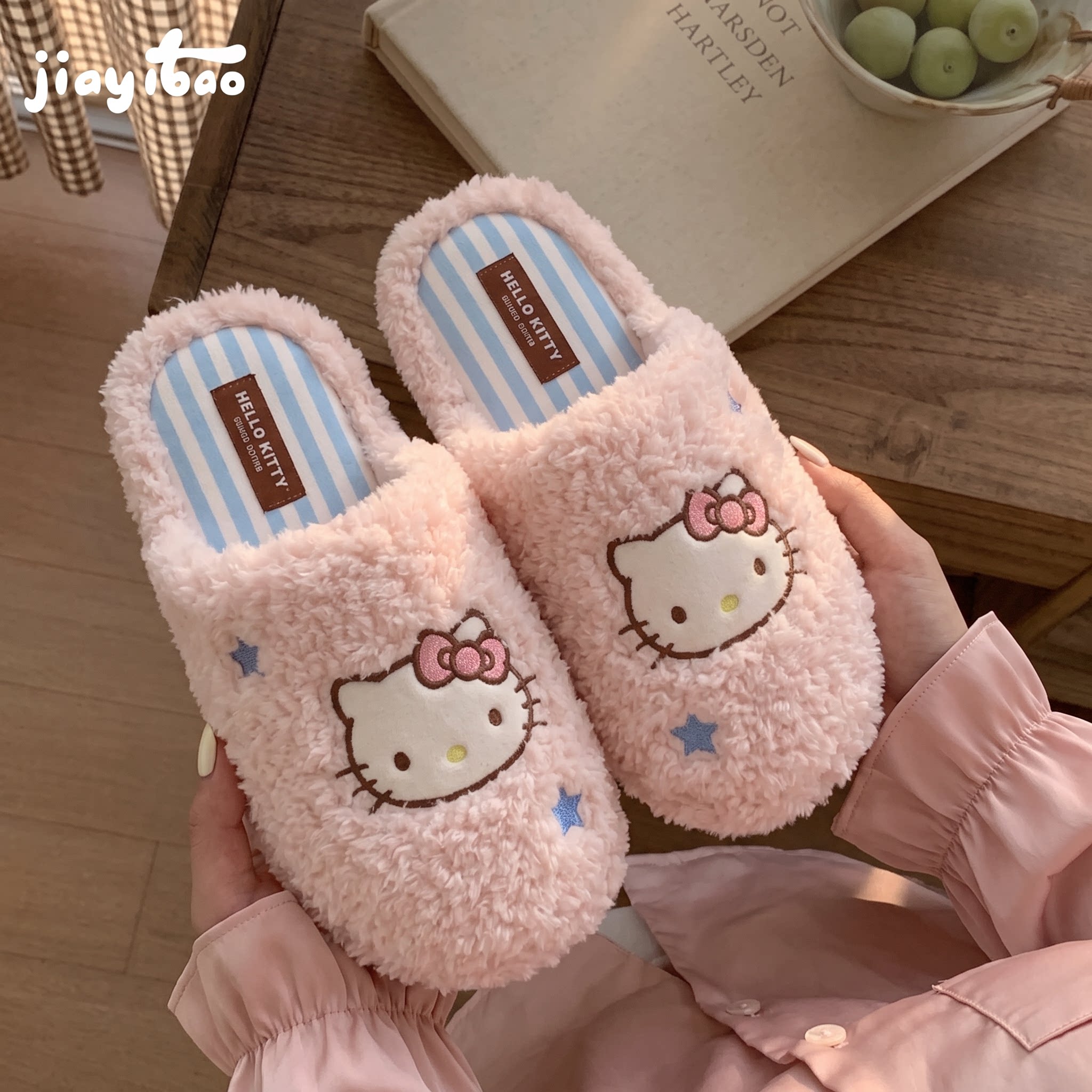 hellokitty毛毛鞋女款室内居家用月子鞋秋冬季可爱毛绒棉拖鞋女生
