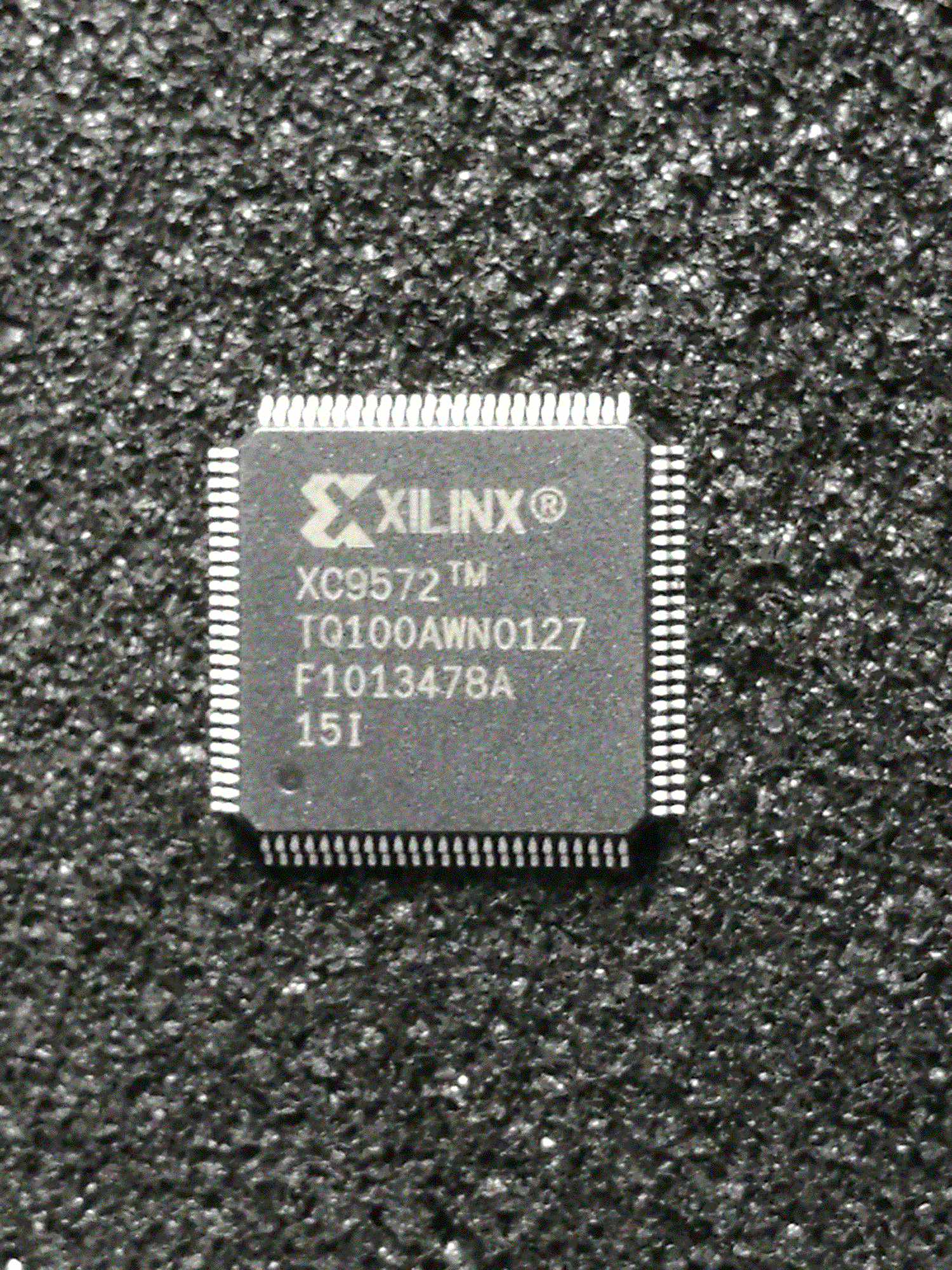 XC9572-15TQG100C   XC9572-15TQ100I 原装进口  现货