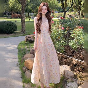 绝美气质法式碎花吊带连衣裙子2025新款今年流行漂亮长裙女夏