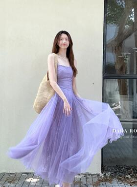 DARA ROSE-海边度假仙女裙紫色网纱吊带蕾丝拼接多层连衣裙DR5826