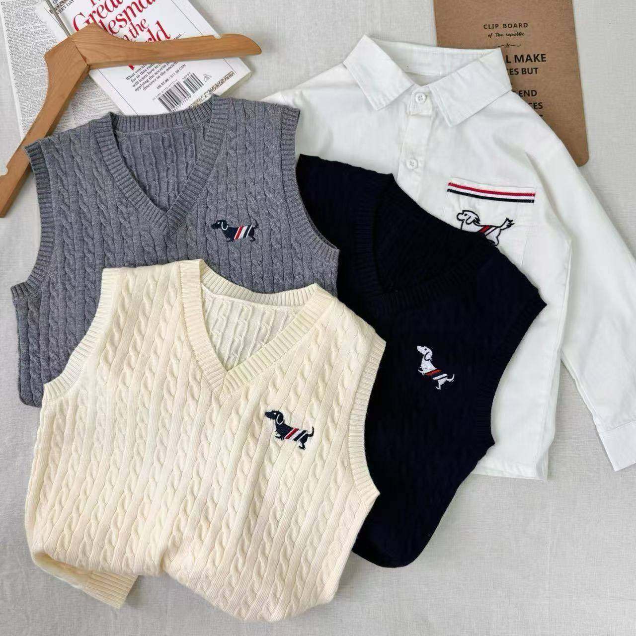 男童女童刺绣V领麻花针织马甲 2026春秋款童装背心男女通用套头女