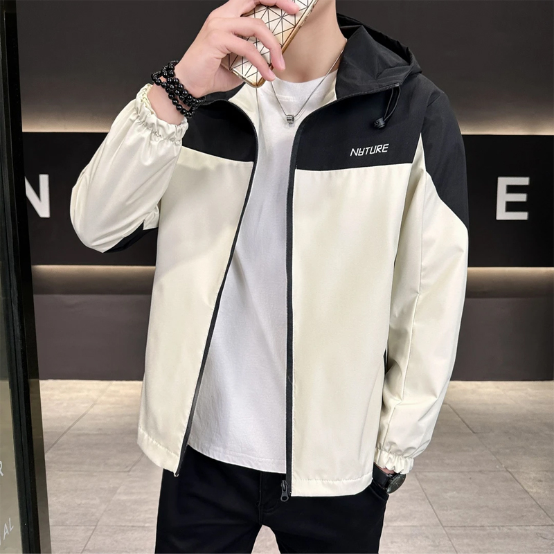 春秋男士外套潮流休闲百搭冲锋衣