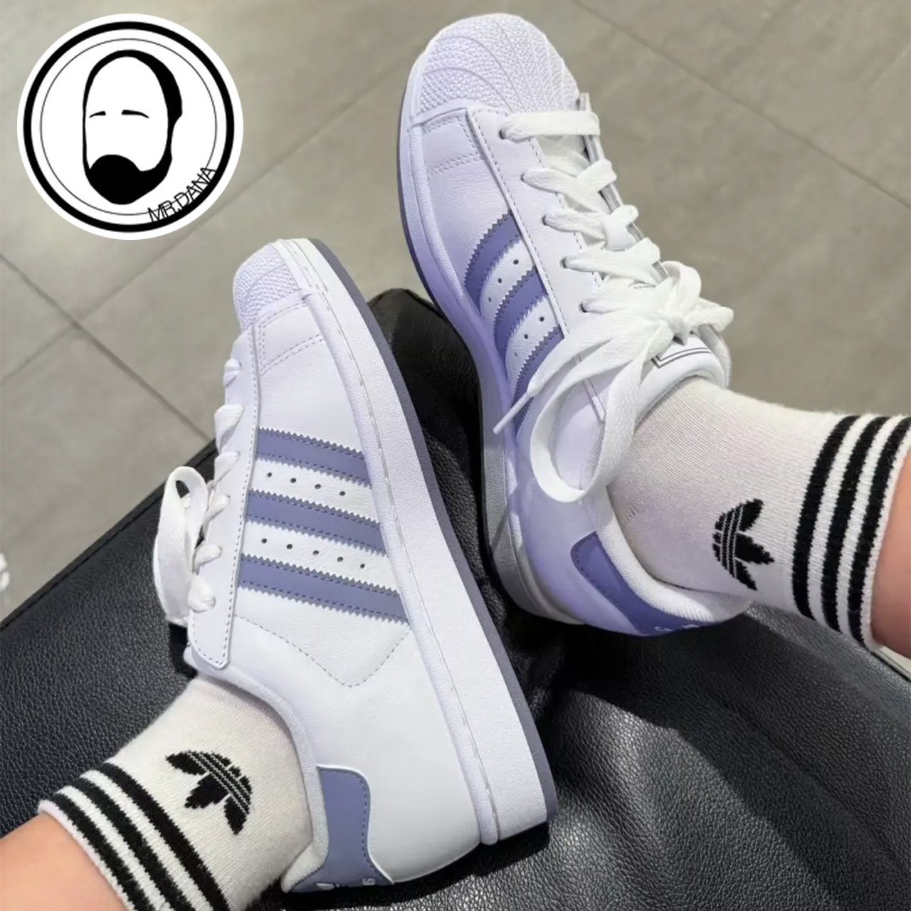 Adidas阿迪达斯三叶草女子贝壳头SUPERSTAR运动鞋休闲鞋JS1373