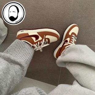 耐克Air FN4731 Force LV8棕米美拉德低帮休闲运动板鞋 200 Nike