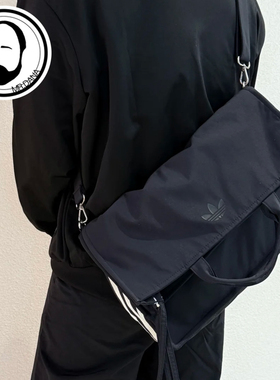 Adidas三叶草情侣二合一休闲斜挎拎包邮差包托特包KW9636 KW9638