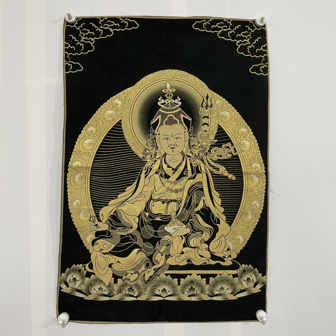 丝绸织锦绣唐卡刺绣挂画尼泊尔唐喀佛像画像收藏装饰画国画