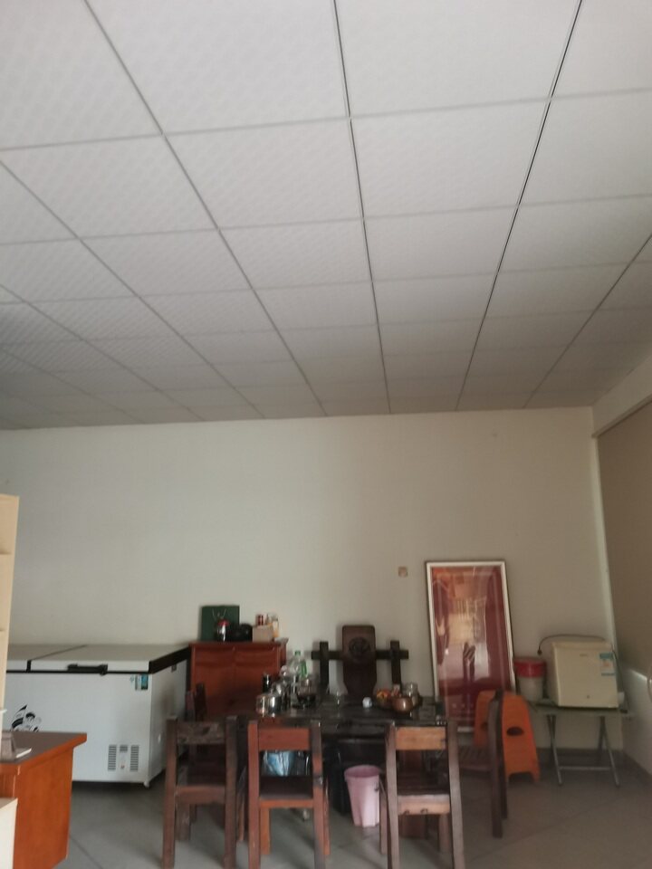 变卖福建省南安市官桥镇内厝工业区中国粮食城C3幢1层072号展示门市厅、2层072号办公用房、3层072号办公用房的不动产