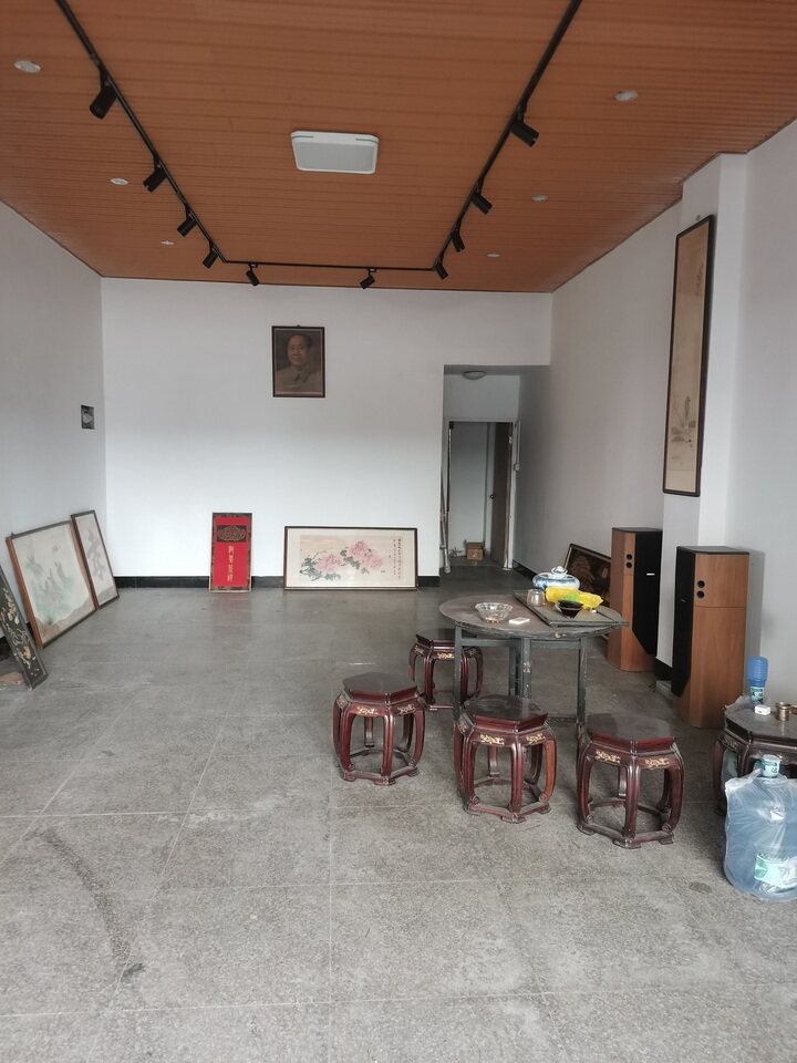 变卖福建省南安市官桥镇内厝工业区中国粮食城C2幢1层150号展示门市厅、2层150号办公用房、3层150号办公用房的不动产