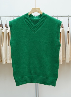 646V领针织马甲女秋冬绿色拼接坎肩慵懒风春秋大码毛针织衫套头