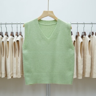 571 2025秋冬新款V领针织马甲背心女纯色修身百搭坎肩毛衣外套