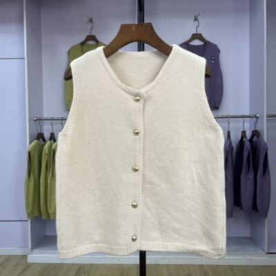 345圆领针织马甲气质坎肩