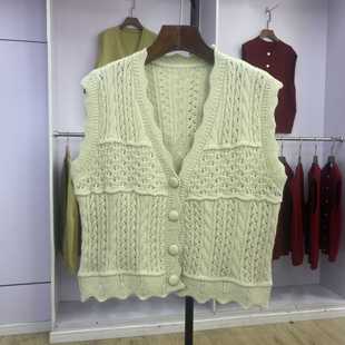 679 纯色复古背心毛衣休闲坎肩绿色外搭上衣 针织马甲女2024秋季