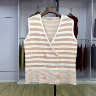 坎肩外穿毛衣背心 双排扣条纹针织马甲女V领无袖 707 2025秋冬新款