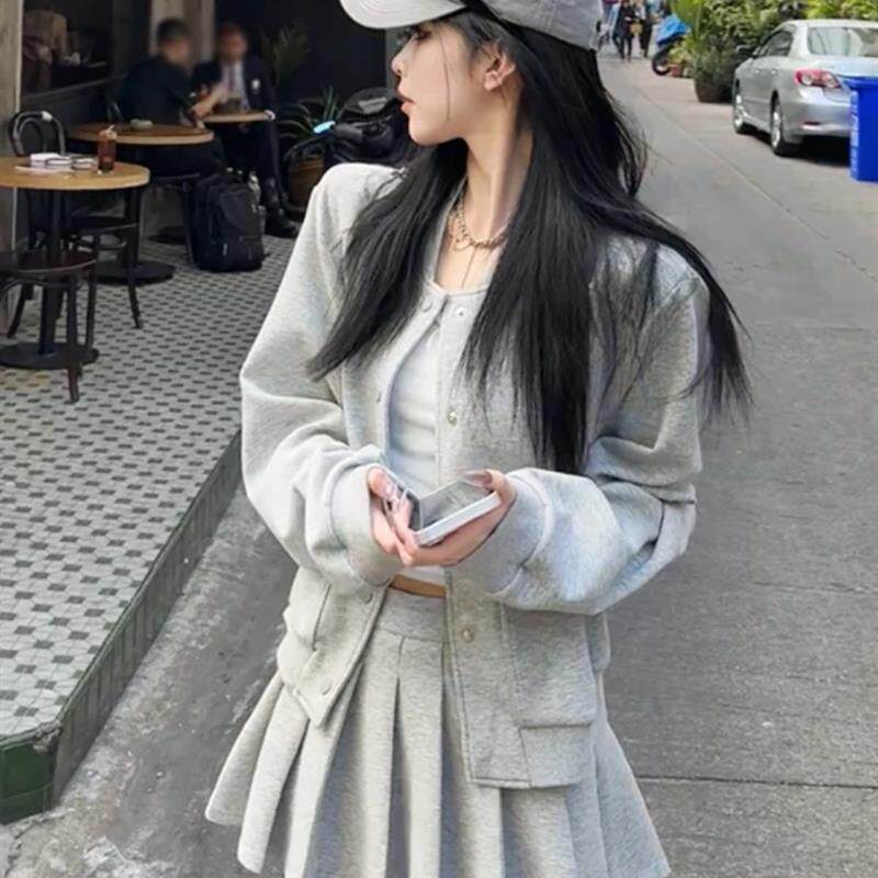 美式时尚运动休闲厚棉T套装女秋冬小个子短款外套百褶半身裙两件