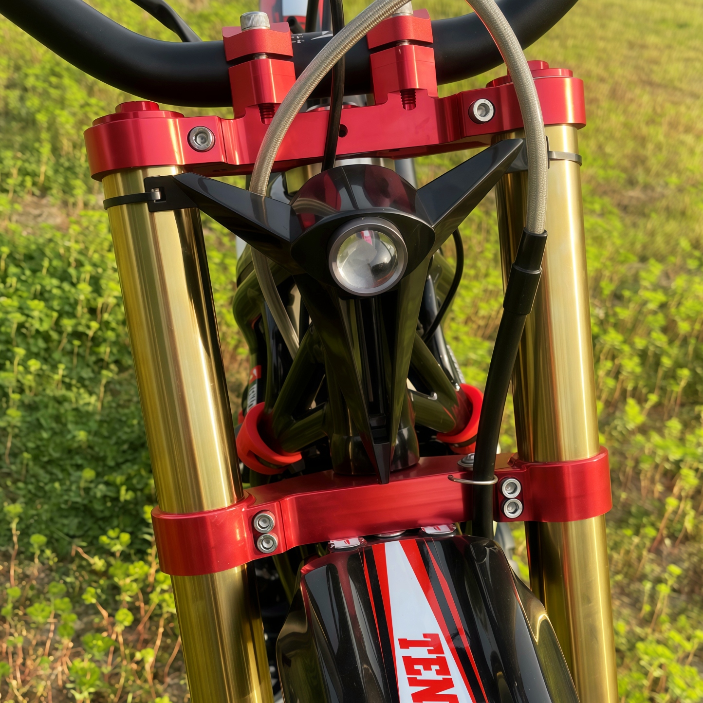 LED前车灯特纳赛一沃新款