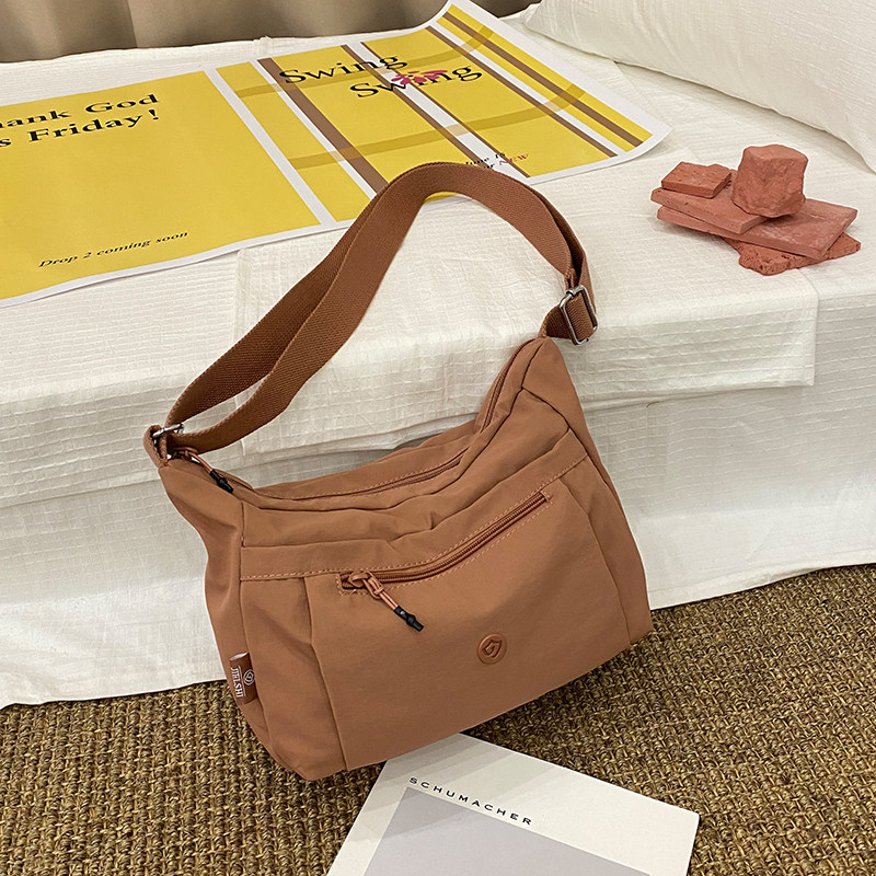 捷朗仕新款手提包女大容量多层斜挎包轻便休闲单肩背包斜跨妈妈包