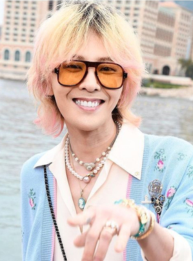 方形简约男女通用好看