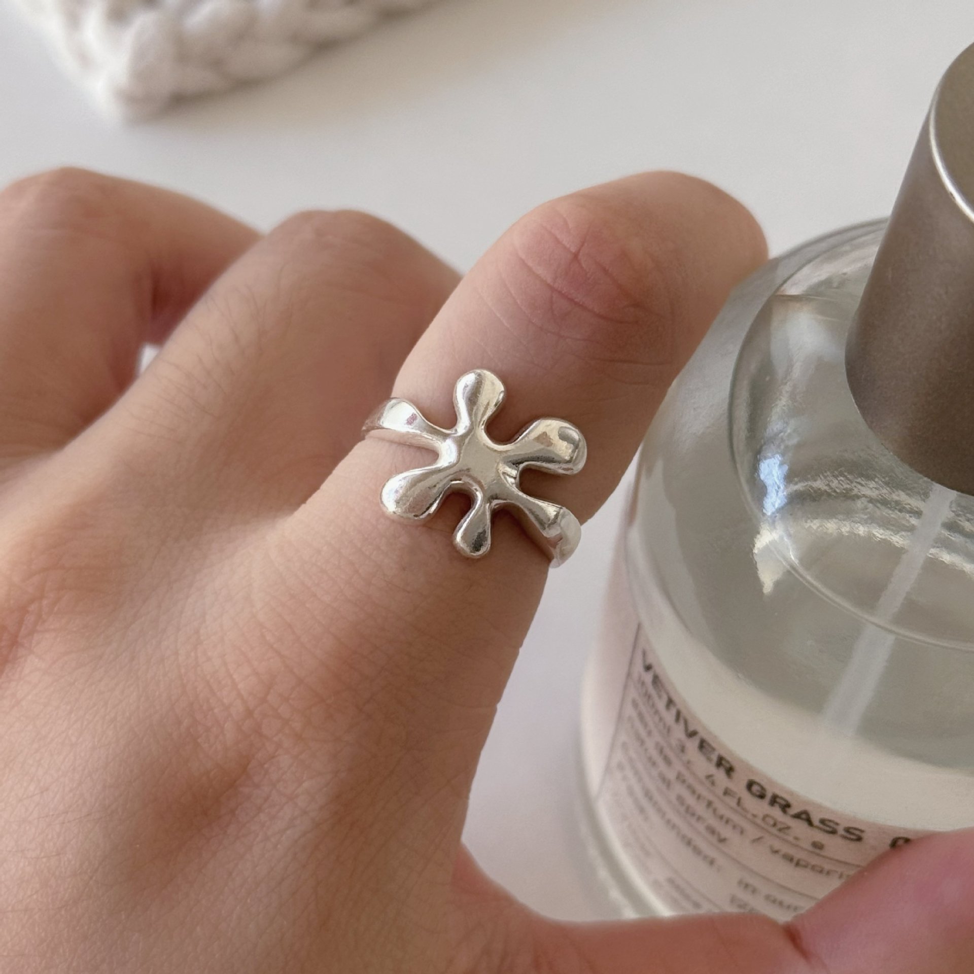 925银花朵闭口戒指小众精致银戒