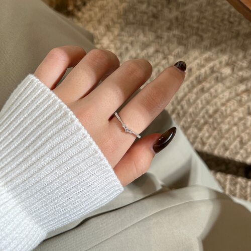 轻奢莫桑钻银戒D色S925超闪戒指