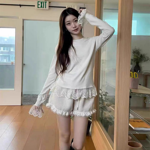 冬季磨毛蕾丝花边下摆T恤打底衫