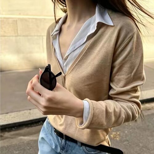休闲针织长袖V领针织衫女上衣