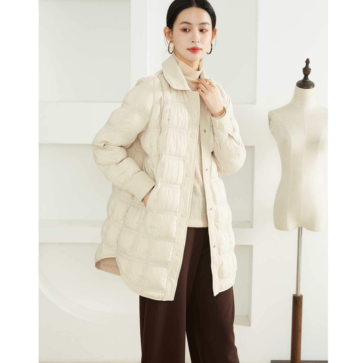 高定90白鹅绒羽绒服防水织褶中长款翻领鹅绒服按扣休闲保暖外套冬