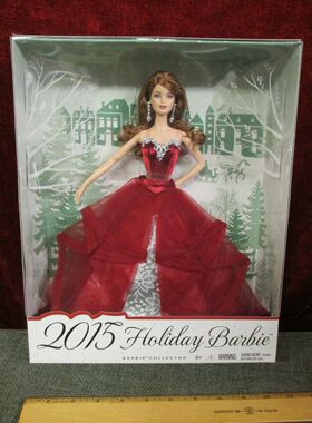 发 Barbie Holiday Brunette 2015 正品绝版假日芭比娃娃