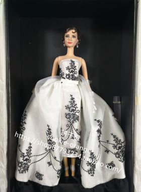 发 Barbie Audrey Hepburn Sabrina Silkstone 2013 赫本芭比ST