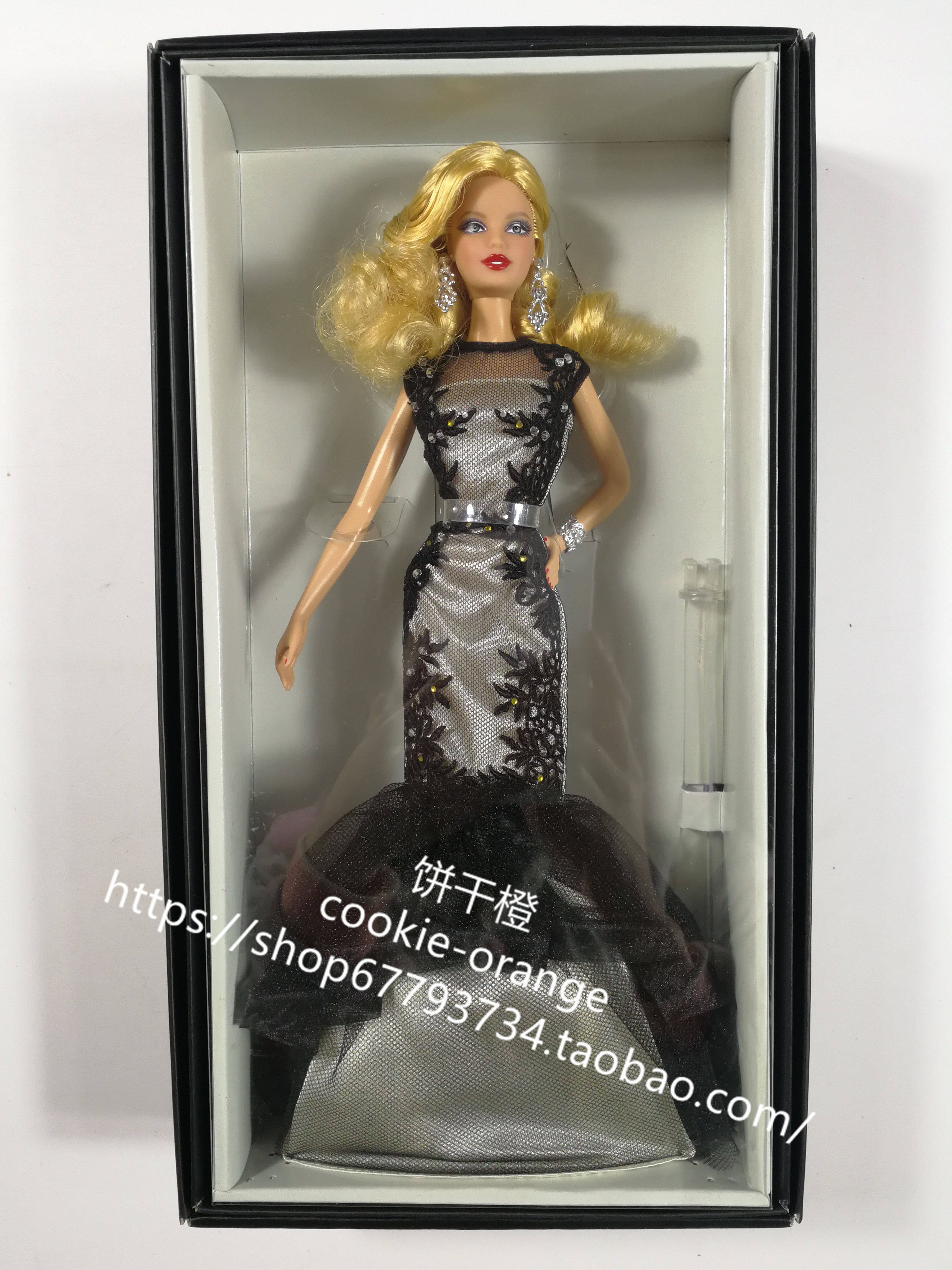 发 Barbie Classic Evening Gown 2015 经典晚礼服芭比 铂金标