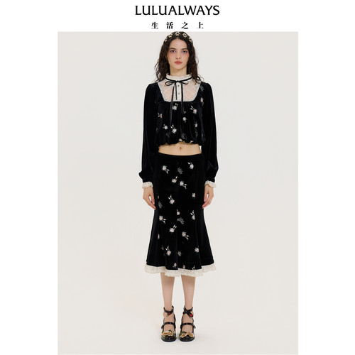 LULUALWAYS【商场同款】秋季新款优雅复古柔美花朵刺绣丝绒上衣