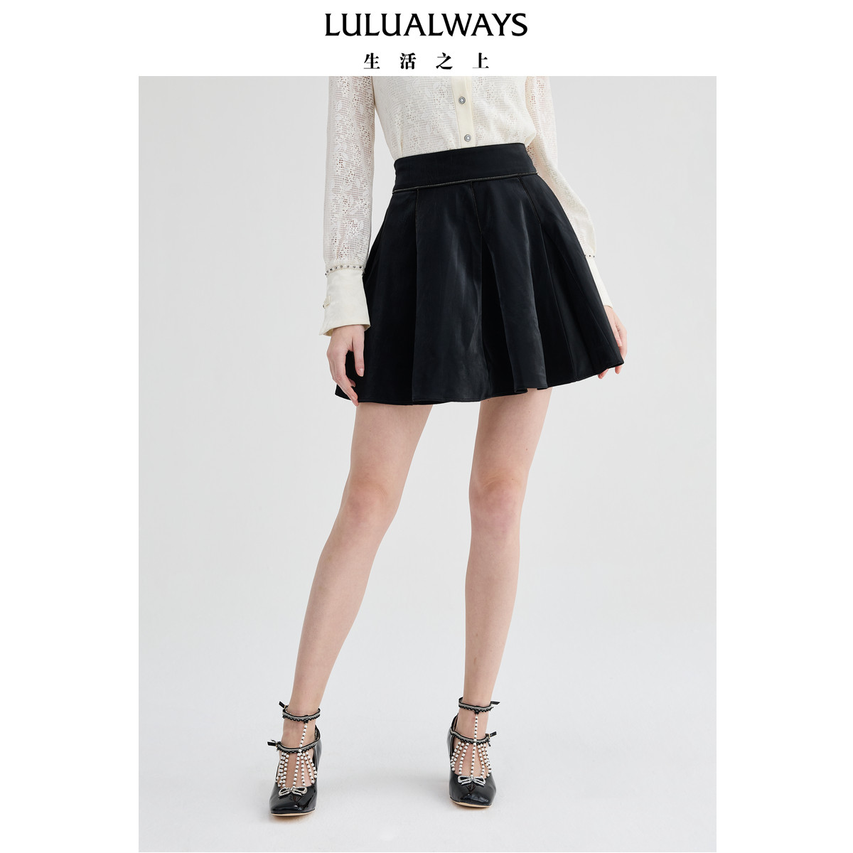 LULUALWAYS【商场同款】冬季新款时尚休闲高腰伞裙短款半身裙女