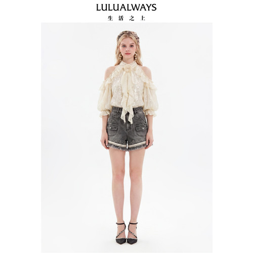 LULUALWAYS【商场同款】26夏季新款优雅显瘦挂领露肩荷叶边衬衫女