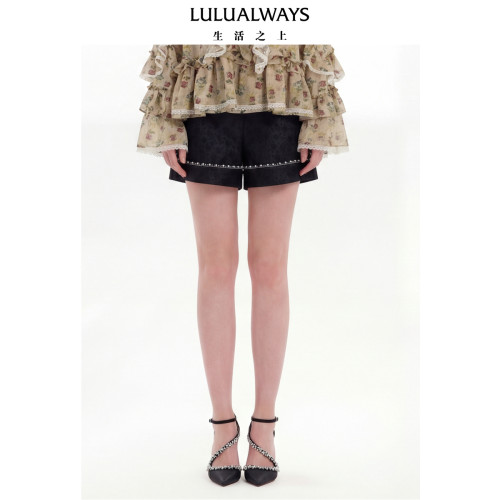 LULUALWAYS【商场同款】26春季新款通勤百搭提花高腰黑色A字短裤