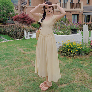 24夏季新款杏色韩版连衣裙238-8412-P105-K158图片