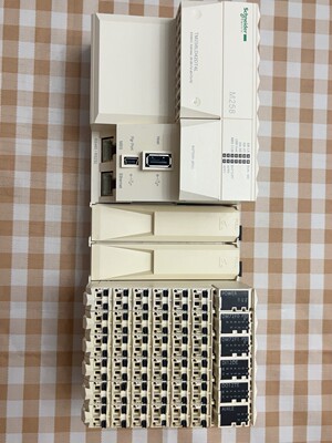 施耐德TM258LD42DT4L全新原装拍前请询价