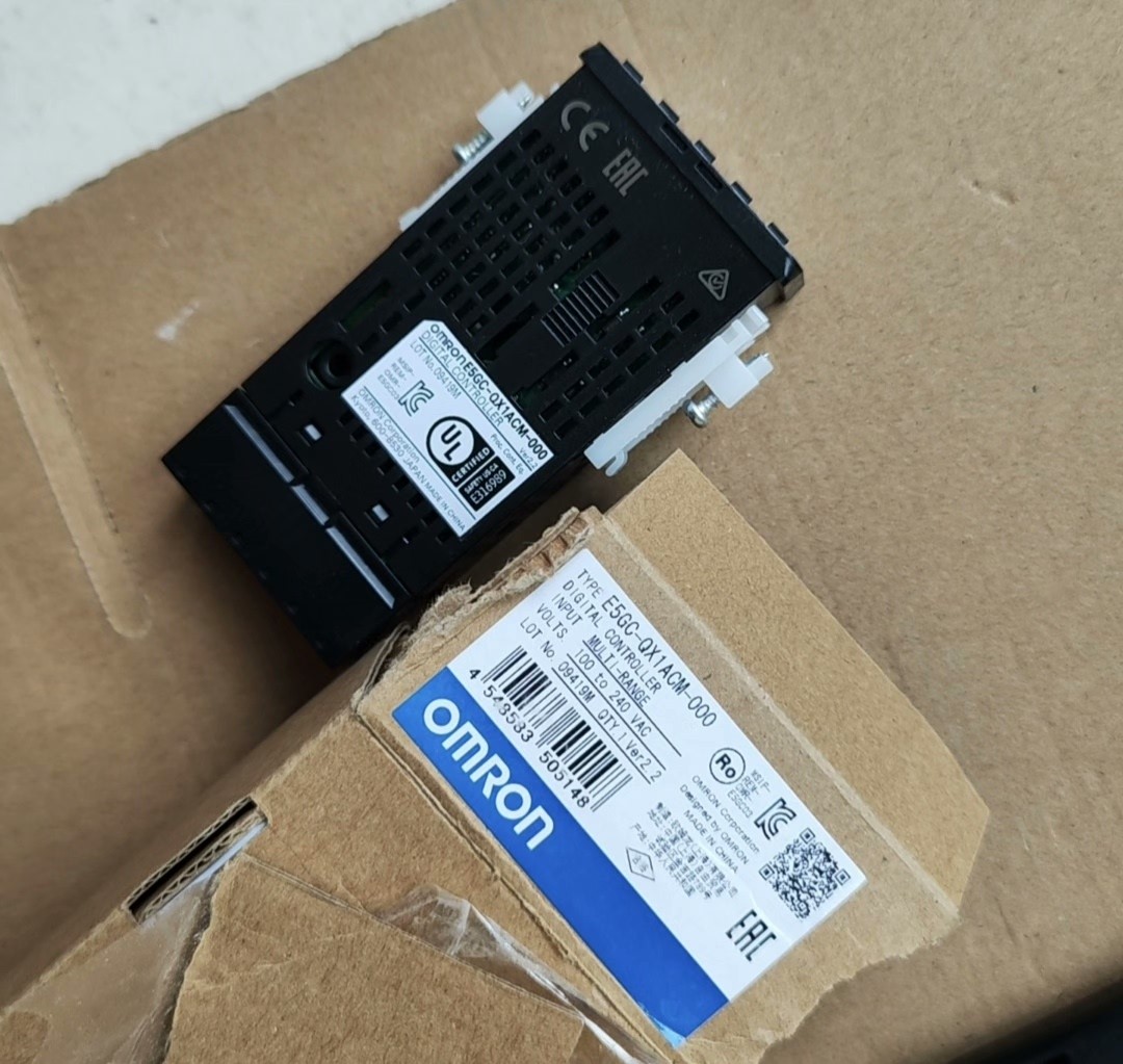 欧姆龙E5GC-QX1ACM-000数显温度控制器拍前请询价