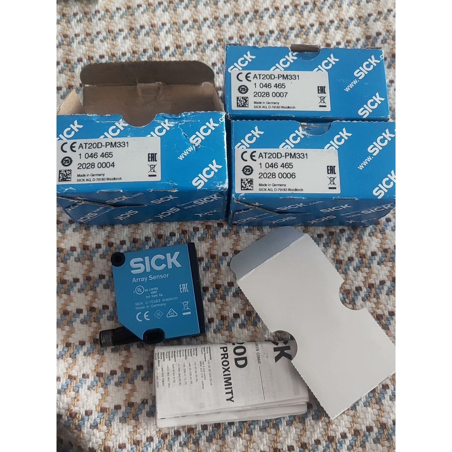 西克AT20D-PM331激光测量传感器 原装拍前请询价