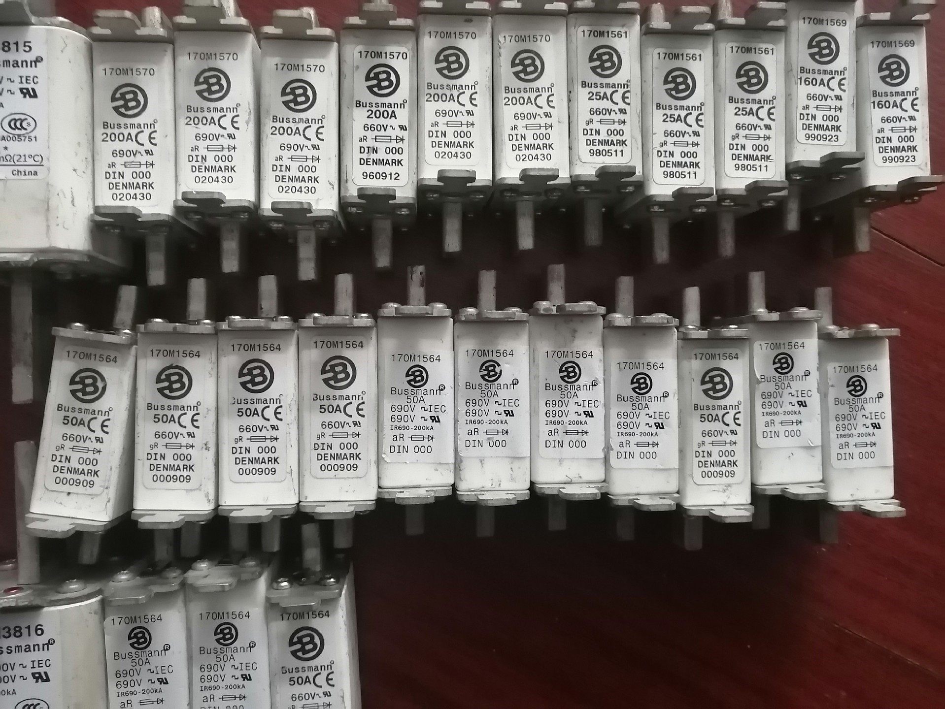 bussmann巴斯曼熔断器25a(3个) 160a拍前请询价