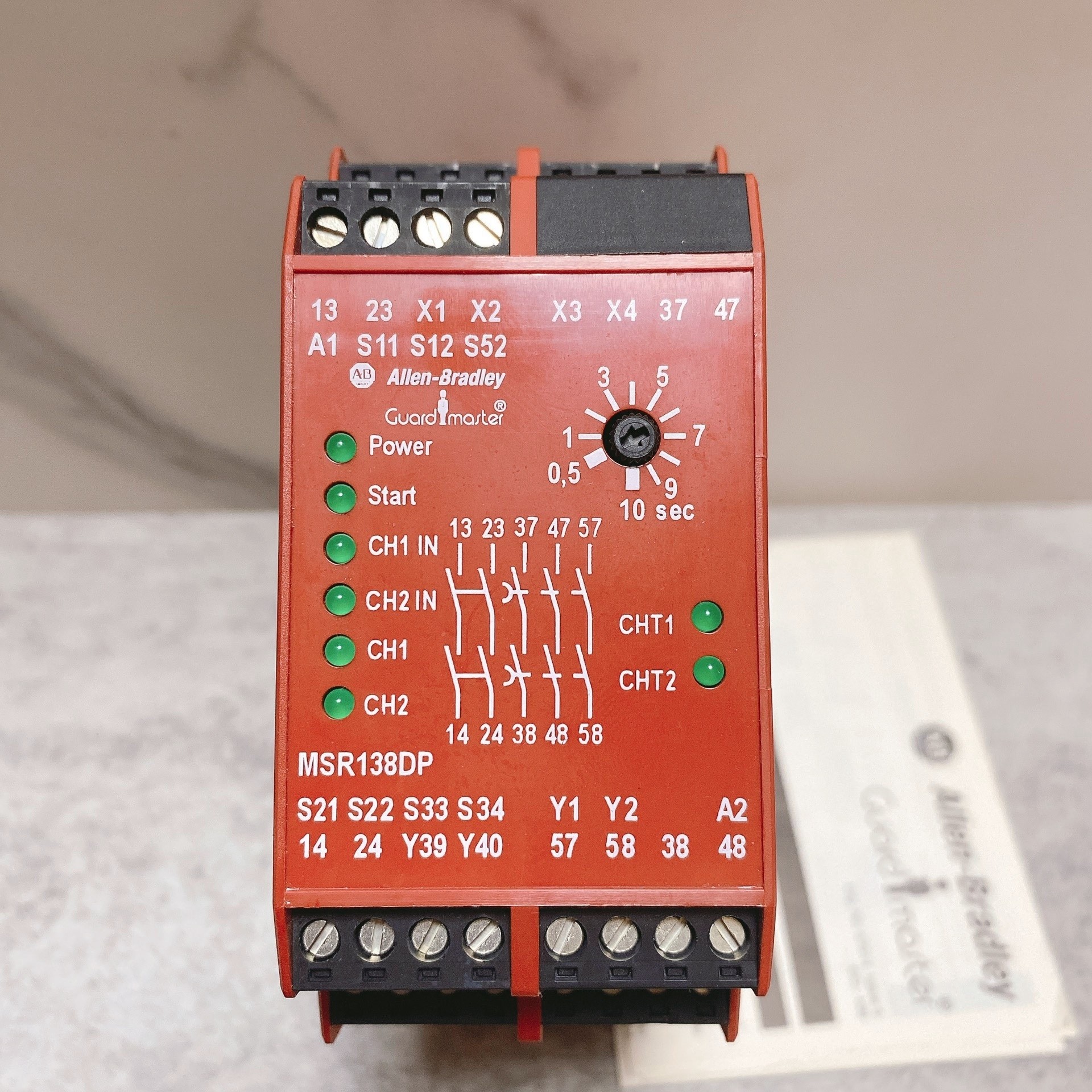 AB罗克韦尔 MSR138DP 安全继电器 440R-M23147全新原装拍前请询价