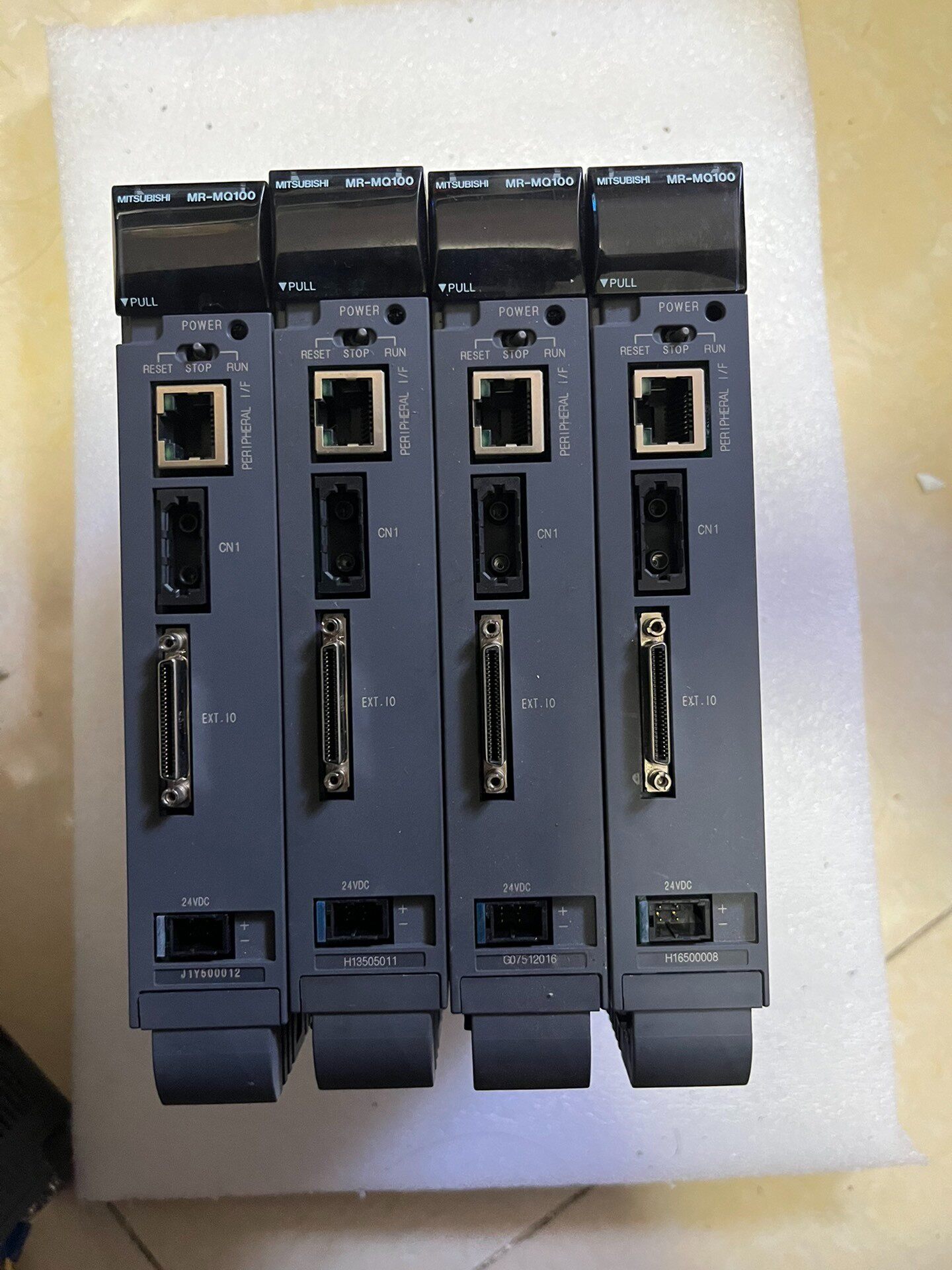 三菱驱动mr-mq100成色靓仔实图拍摄外观无磕无碰轻拍前请询价